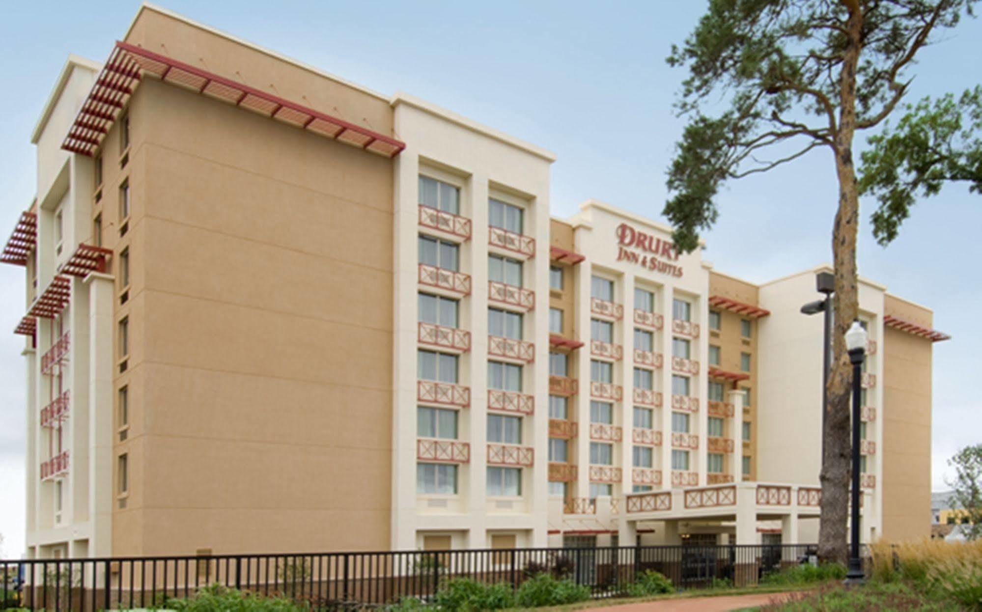 Drury Inn & Suites West Des Moines Buitenkant foto