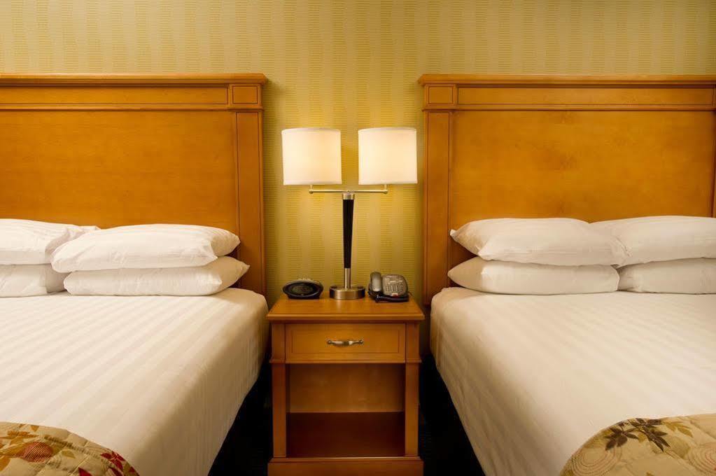 Drury Inn & Suites West Des Moines Buitenkant foto